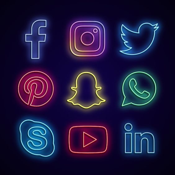 Cette image démontre les réseaux sociaux qui émet du carbone dans l'environnement.