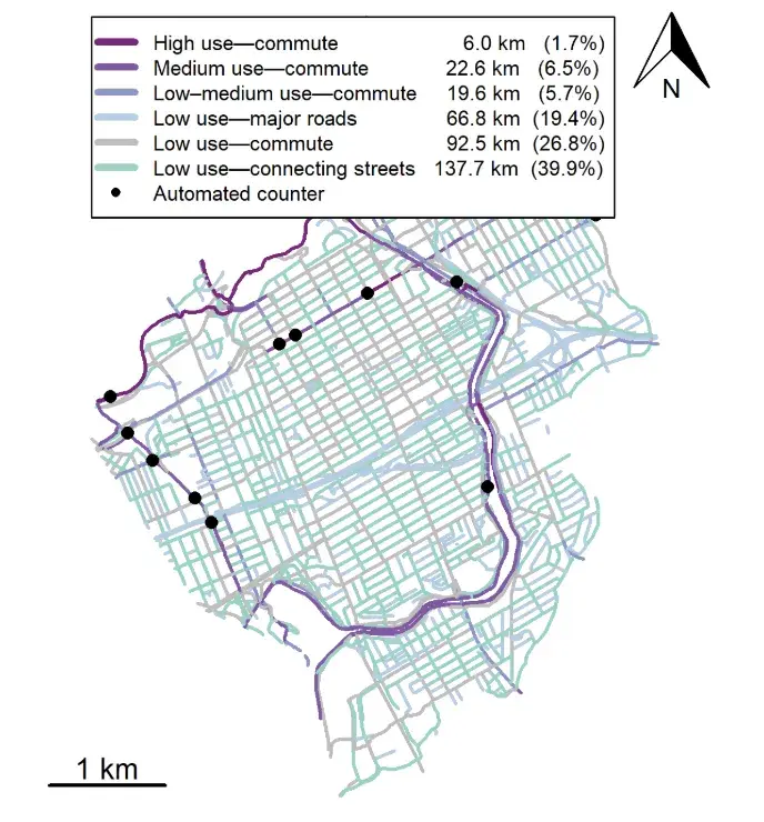 Emplacement des compteurs de vélos automatisés d’Ottawa par rapport à l’achalandage observé sur Strava.