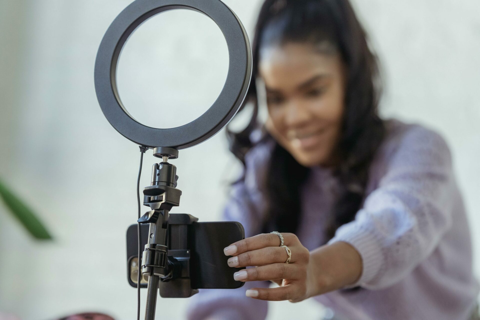 Why Micro Influencers Outperform Celebrities